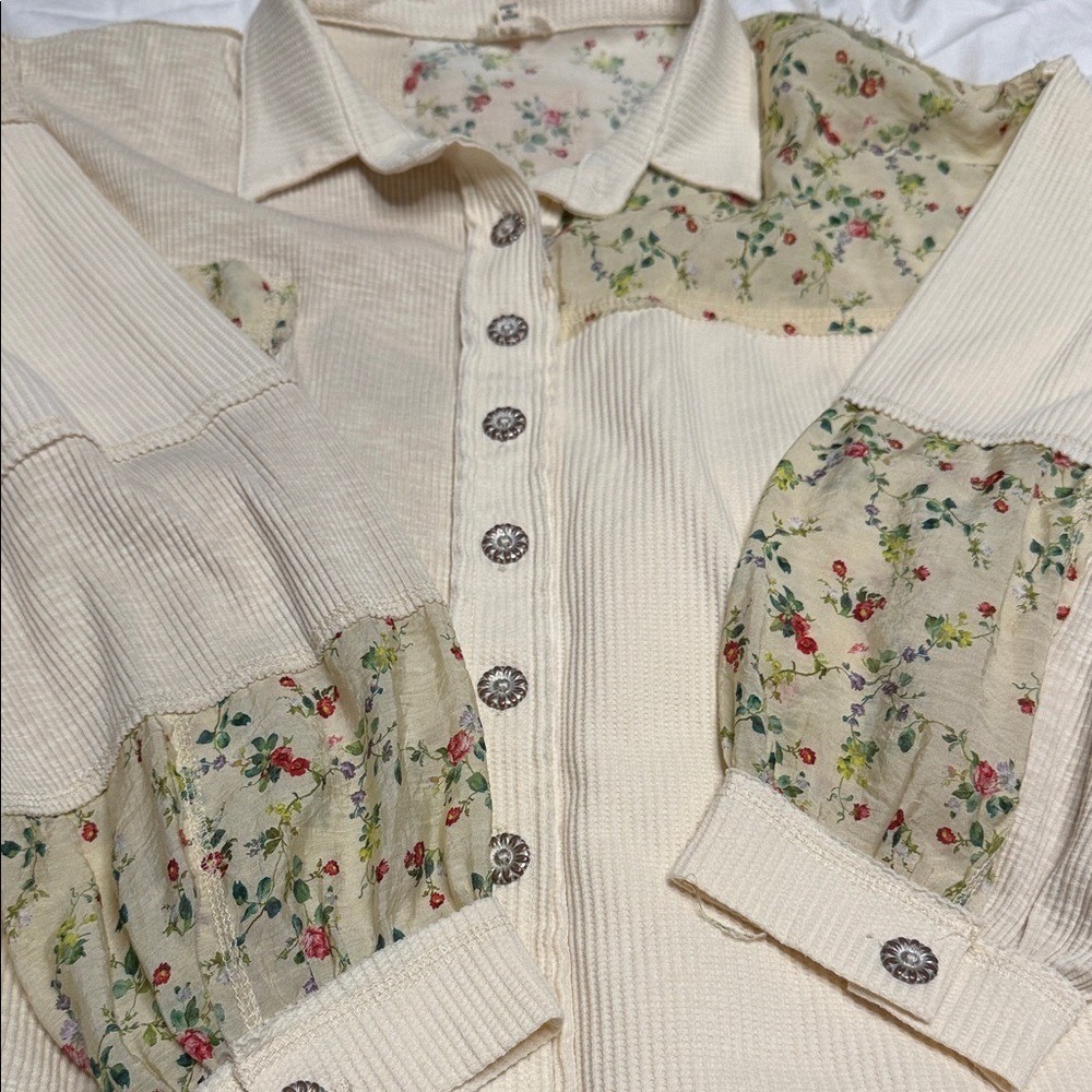 POL Mixed Media Waffle Knit Shacket S Ivory Flora‎ Oversized Lightweight Button